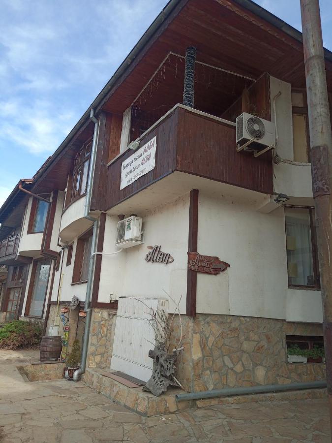 Стаи За Гости Алба Казанлык Экстерьер фото