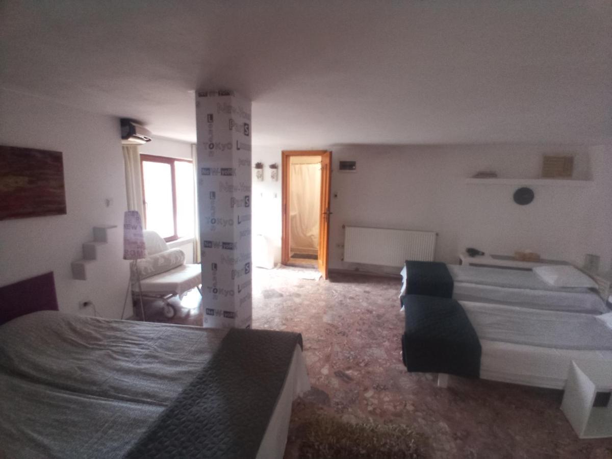 Стаи За Гости Алба Казанлык Экстерьер фото