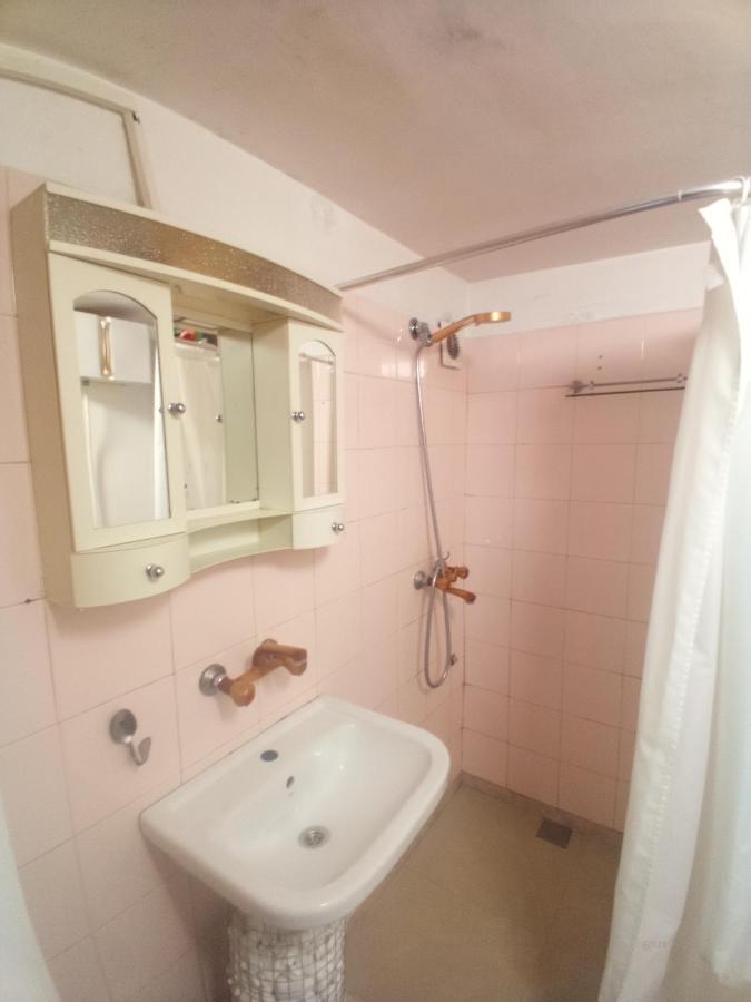 Стаи За Гости Алба Казанлык Экстерьер фото