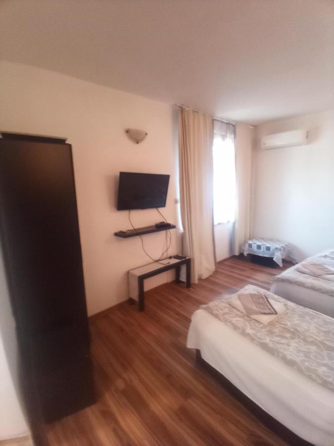 Стаи За Гости Алба Казанлык Экстерьер фото